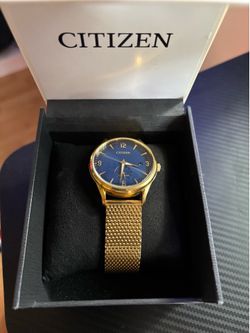 Citizen Eco-Drive Gold Tone Watch with Blue Dial – Like New