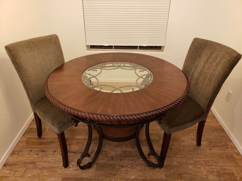 Dining Table and Two Chairs 