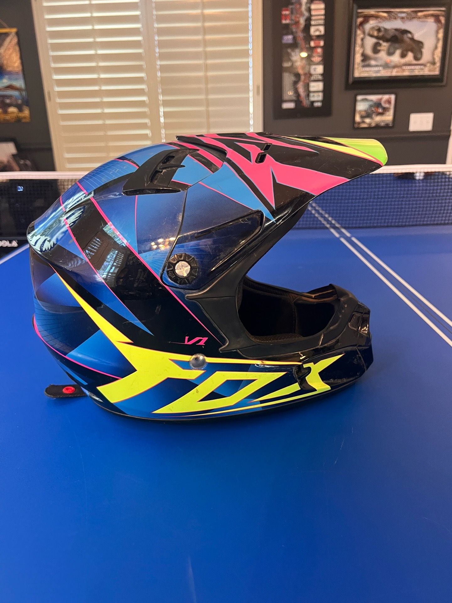 Fox V1 Pilot Helmet - Youth Large