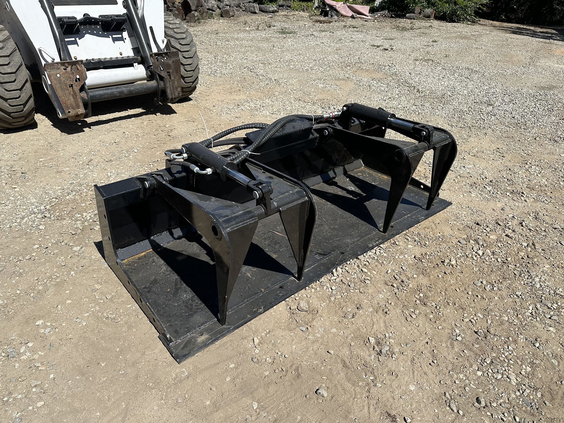 72inch Skid Steer Grapple Bucket 