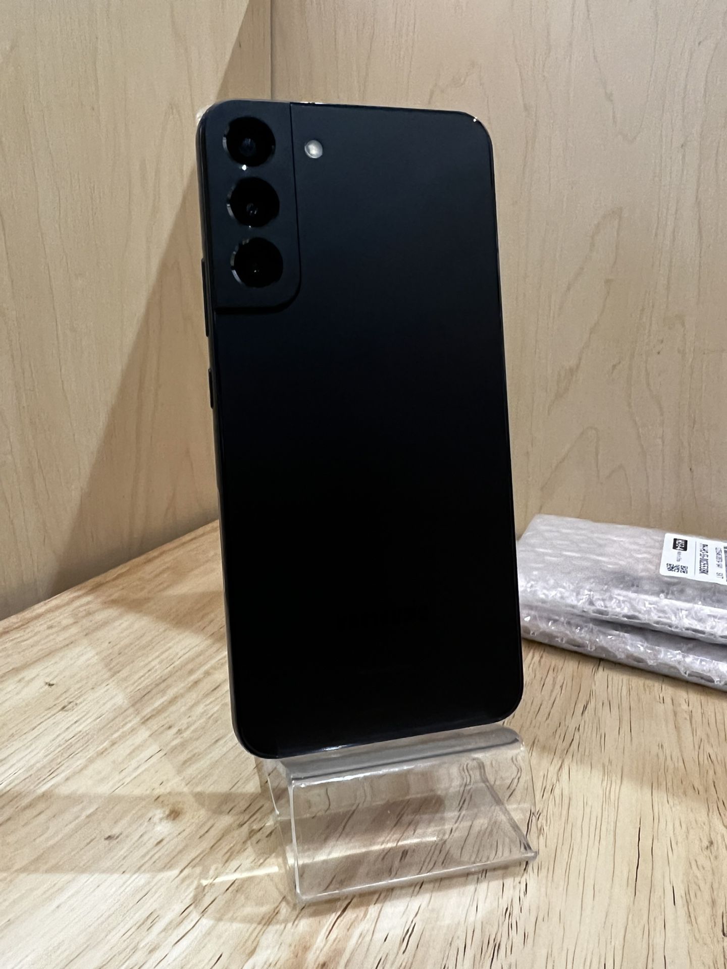 Samsung Galaxy S22 Plus Factory Unlocked Perfect Conditions 128gb