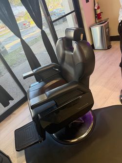 Barber chair