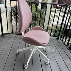 IKEA Hattefjal Office Desk Swivel Chair Pink