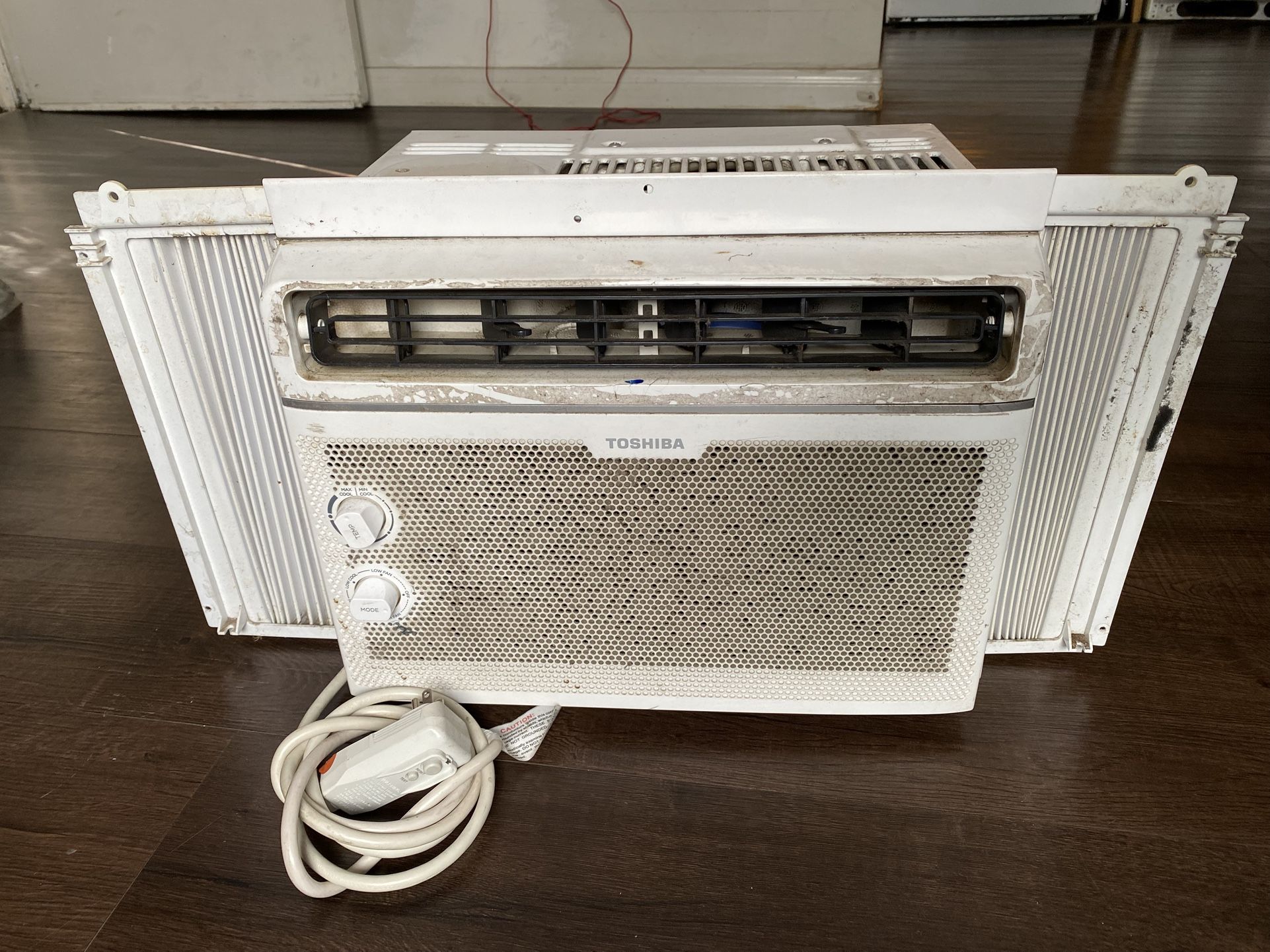 Toshiba 60hz 115v Air Conditioner