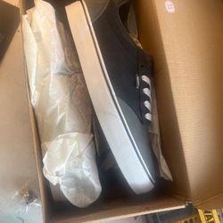 Vans Shoes Size 12