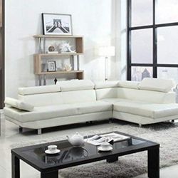 Brand NEW Faux Leather Sectional Right Chaise Sofa, Assorted in White