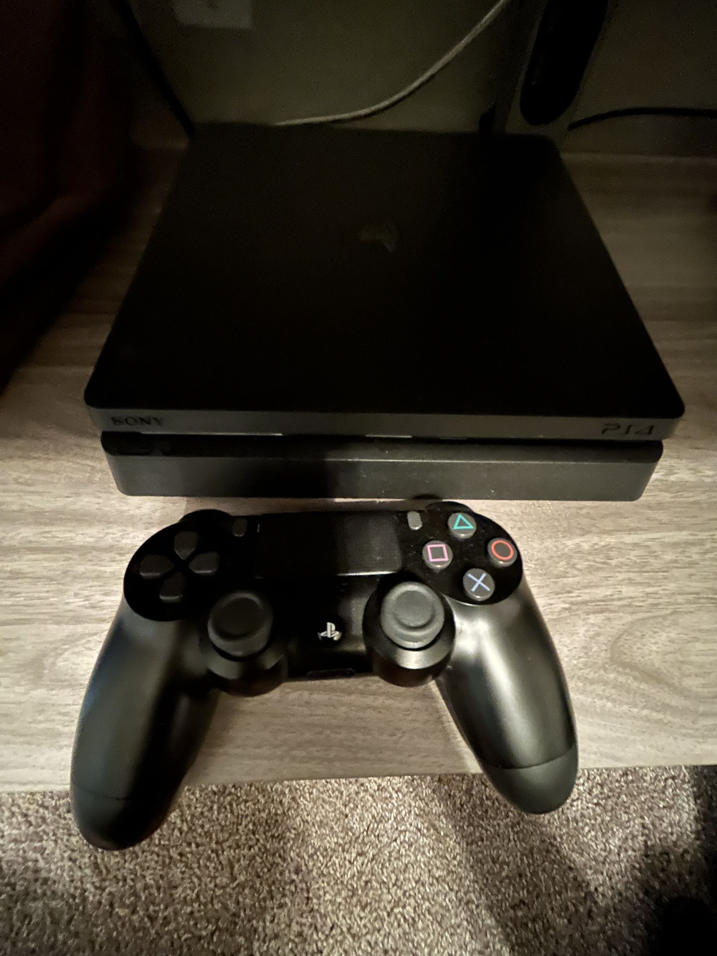 PS4 Slim