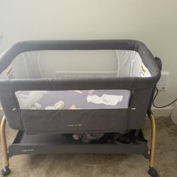 Rockable Bassinet/crib (bed frame Attachable)