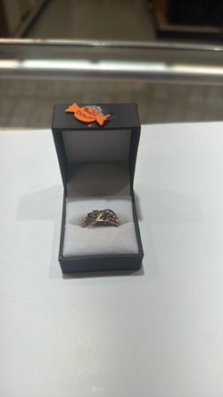 10kt 2.5 grams ring