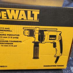 Dewalt 7.8amp Corded 1/2" Reversible Hammer Drill