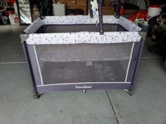 Pamo Babe portable play pen