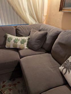La-z-boy Sectional