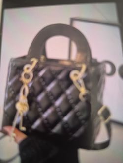 I have band new stylish new stitch crossbody bag for sale