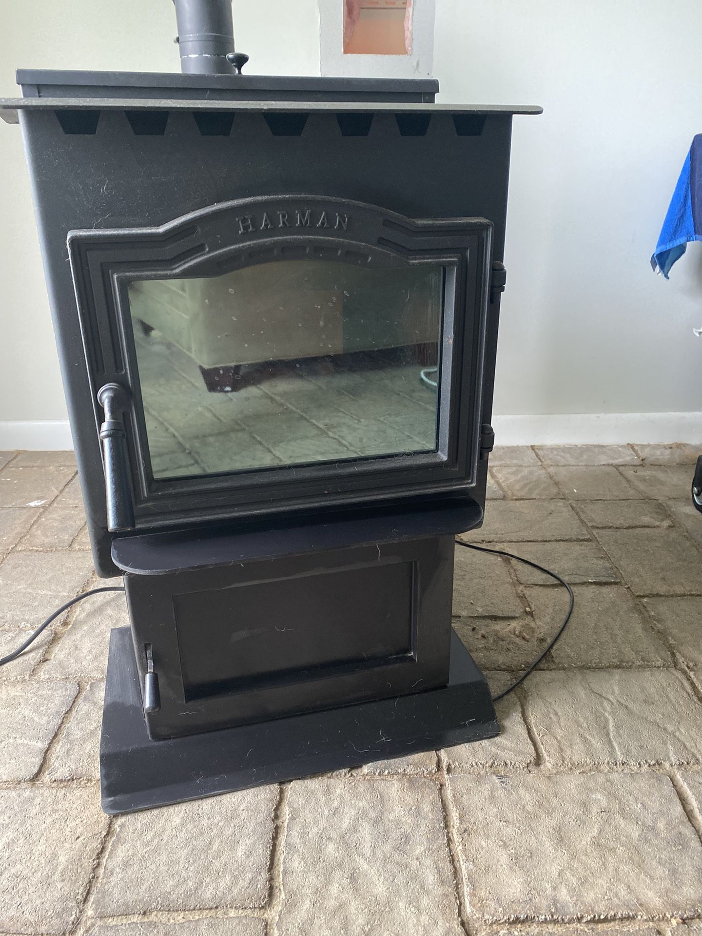 Harman Pellet Stove for Sale in Topton, PA - OfferUp