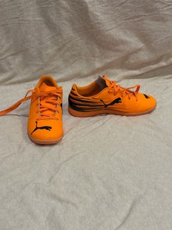 Puma Kids Indoor Soccer Shoes