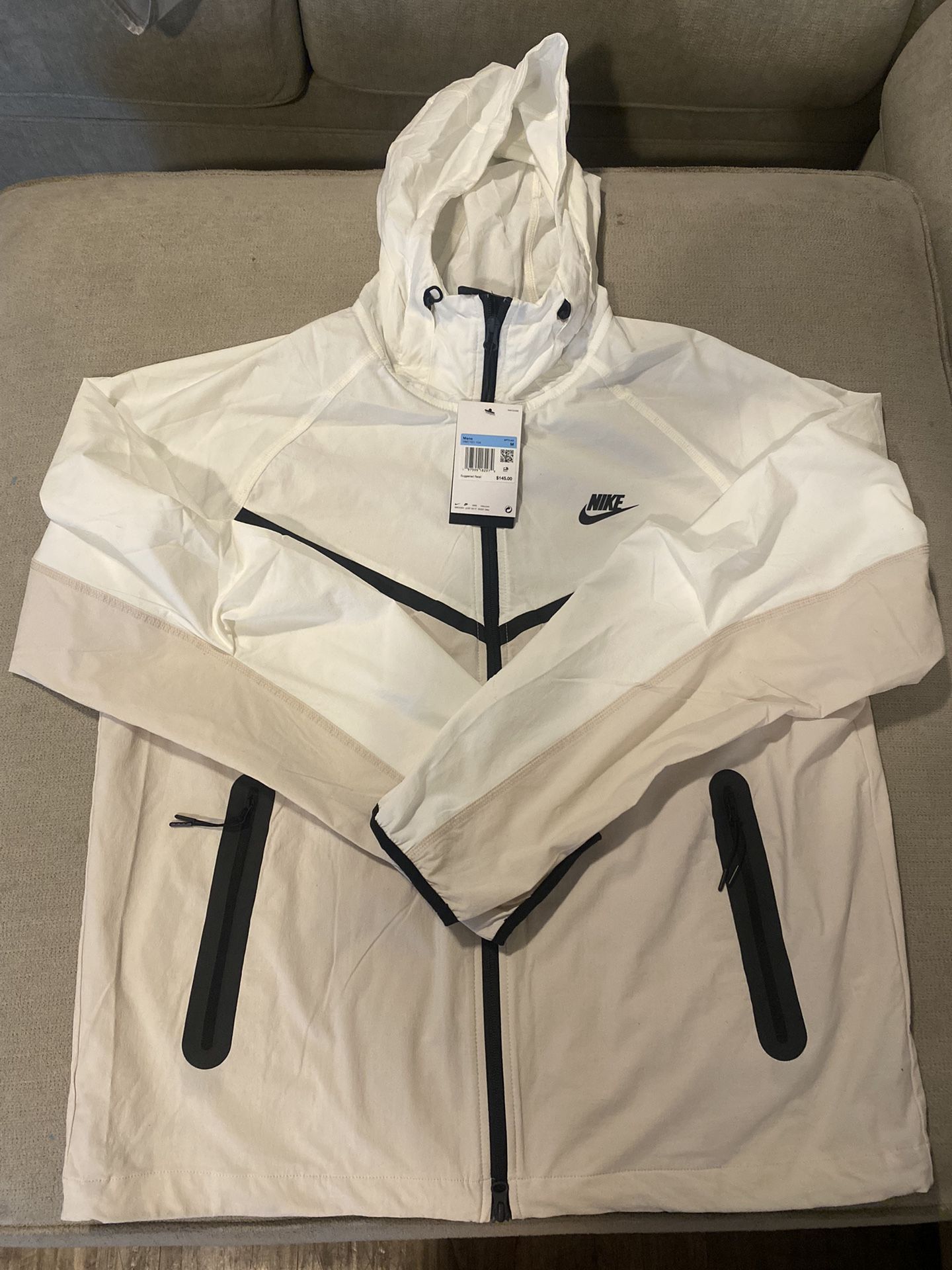 Nike Tech Fleece Loose Fit Jacket