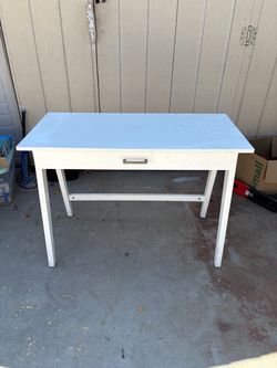 White Wood Desk with Single Drawer