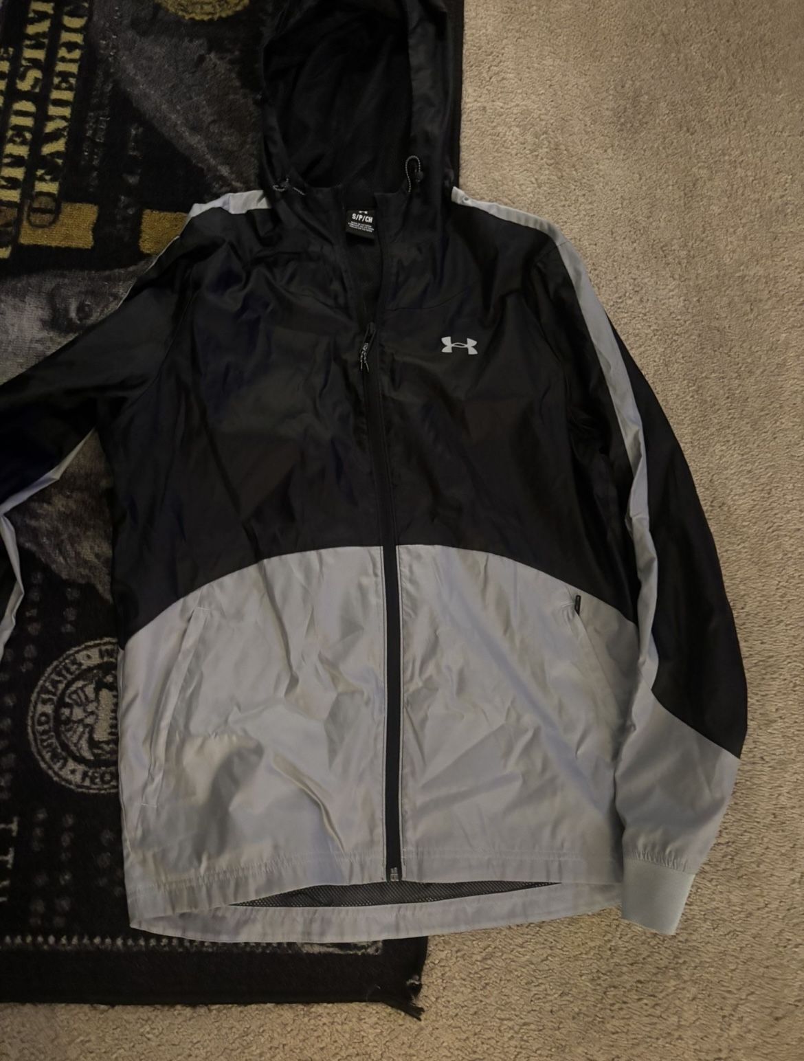 Under Armour Windbreaker