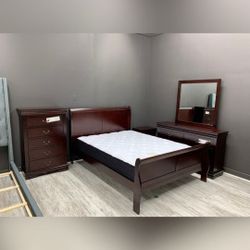 LOUIS PHILIP CHERRY SLEIGH BEDROOM SET
Bed, Dresser, Mirror, Nightstand