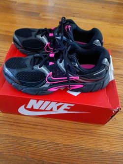 Nike Shoe women's