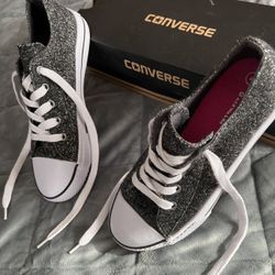 Girls Converse Low Top;Size 4-$12(New)