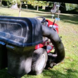 Gt5000. Real Teactor 24 Hp Twin 48 Inch