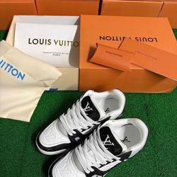 LV Trainers Size: 9 and 10 ( Need gone ASAP)