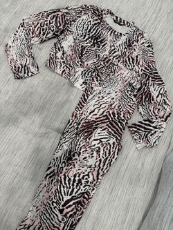 Animal Print Long Sleeve athletic set SHEIN curvy