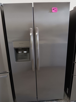 Frigidaire Side‑by‑Side Fridge – Stainless, Ice & Water