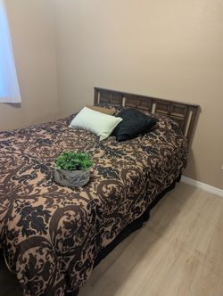 Queen Size Bed Set