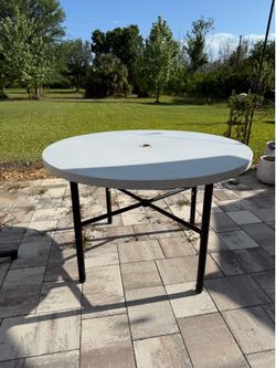 Outdoor table
