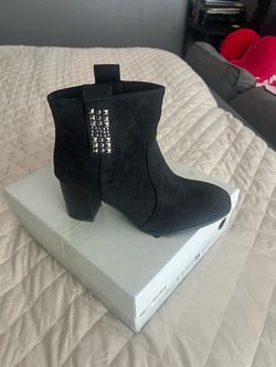 Women booties size 9