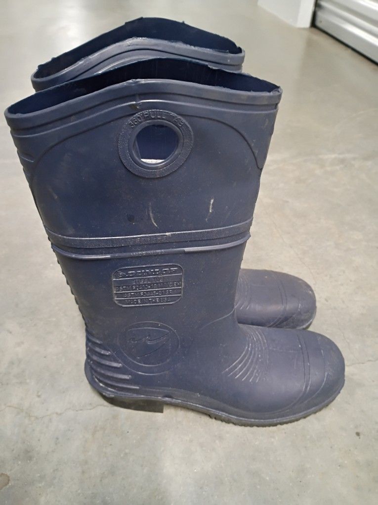Dunlop steel toe boot Size 11