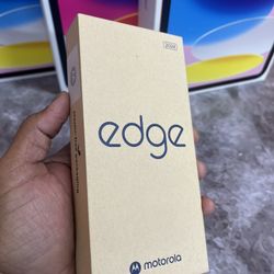 Motorola Edge 2024 