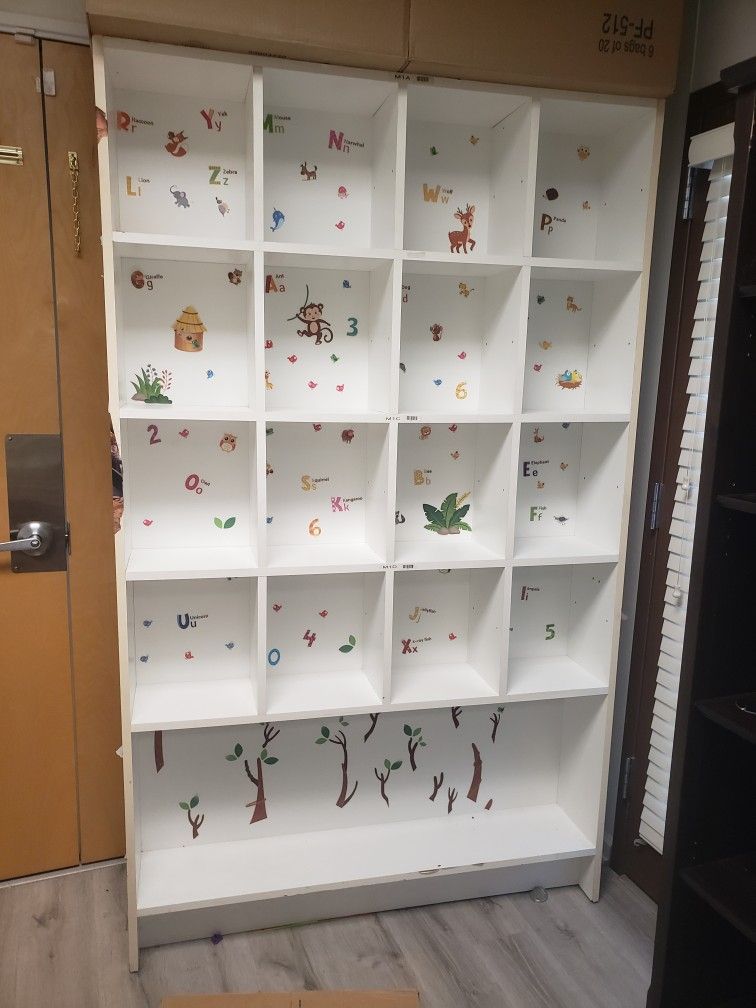 Cube Book Shelf