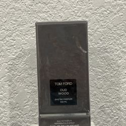 Tom Ford , Dior , Creed Perfumes 