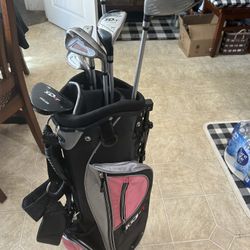 Women’s 8 Piece Matching Golf Set