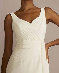 Davids Bridal 16 W Beautifully crafted Pleating & Draping Chiffon A-line Wedding Gown Chic Texture & Shape, While A Surplice Neckline & V-back...