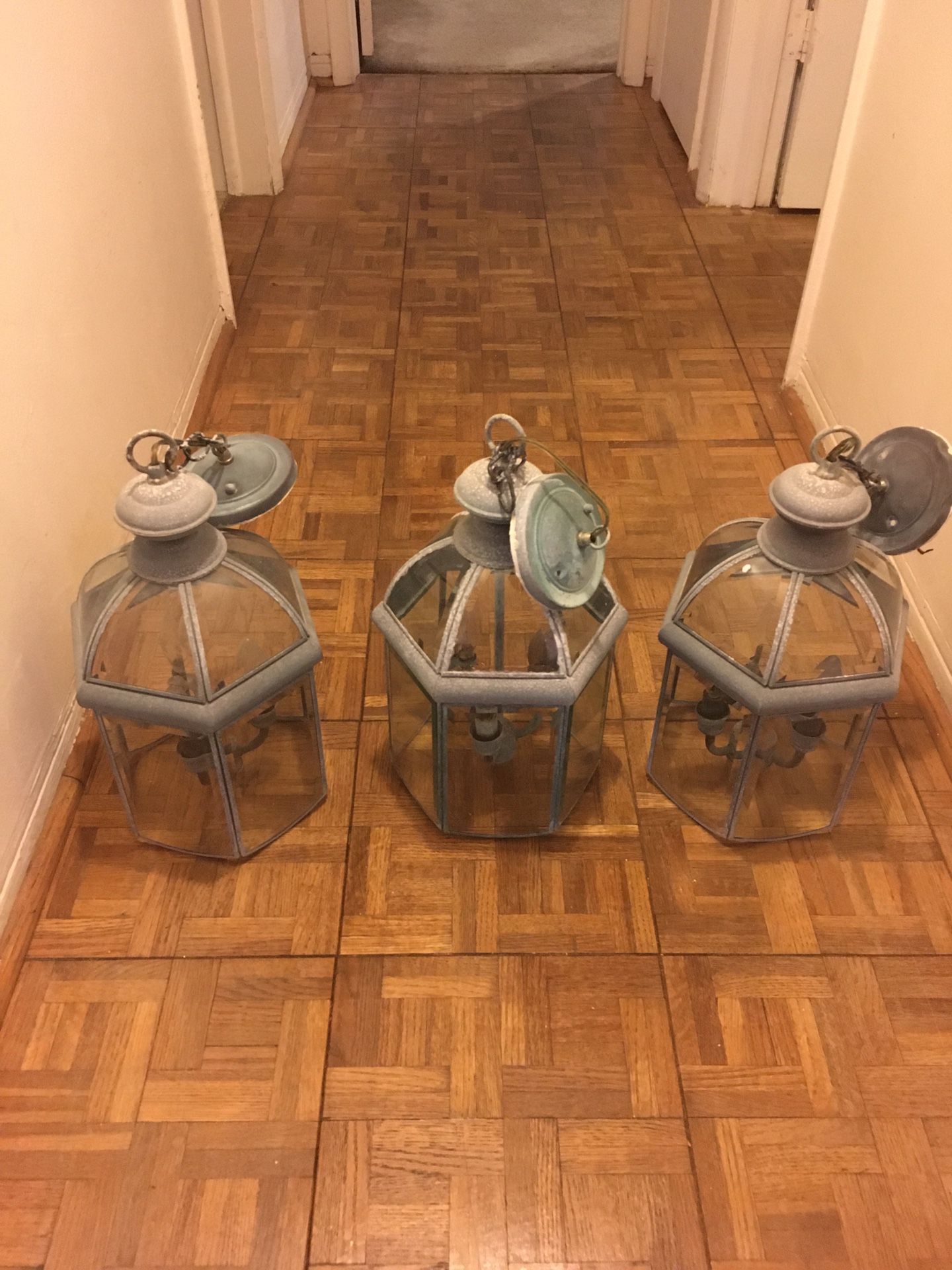 Antique outdoor light fixtures