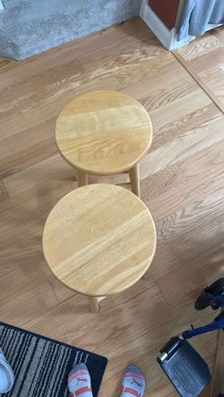 Bar stool