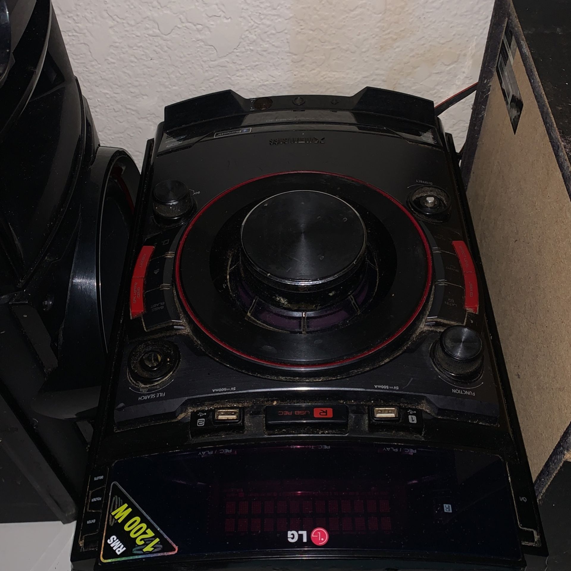 Lg Home Stereo 1200 Watts!!!!