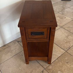 Shaker Mission Style End Table