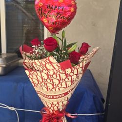 Valentine's Day  Flower Arrangements 