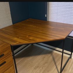 Contemporary Corner Desk And Filing Cabinet 