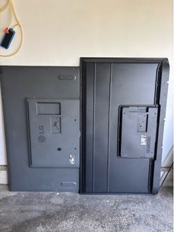 Free TV’s for parts (broken)