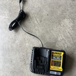 Dewalt Battery Charger - DCB1104