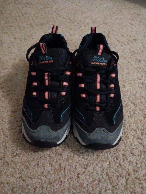 Sketchers hiking Boots
