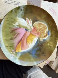 Pemberton & Oakes 1984 Tender Moment Porcelain Collector Plate Rabbit Kids