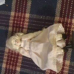 Rare 1985 Vintage Enesco Bisque Porcelain Cabinet Doll “Sandra” Nostalgic Doll