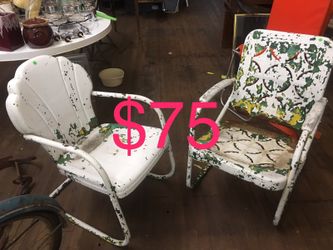 Awesome Vintage Yard Chair Pair!